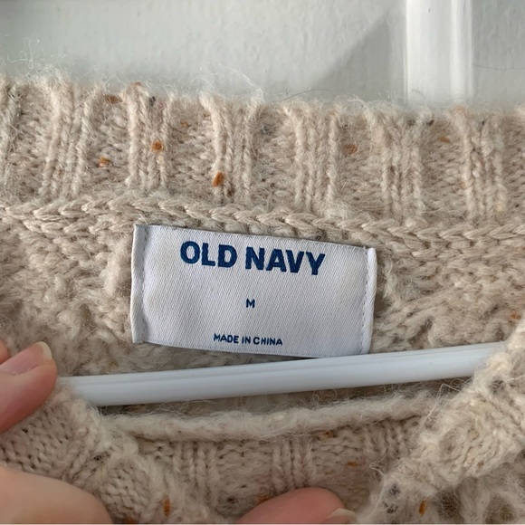 Sweater with Shoulder Ruffles - Picture 5 of 6